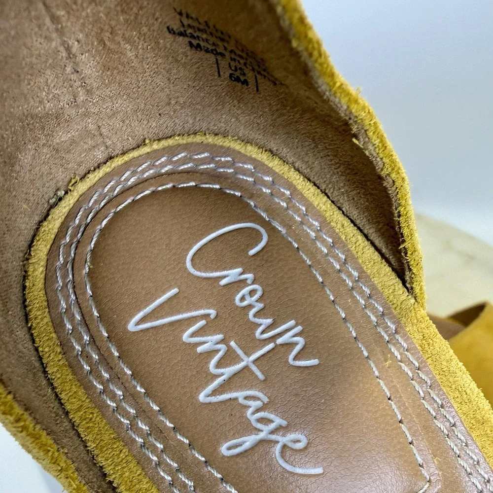 Crown Vintage crown vintage
